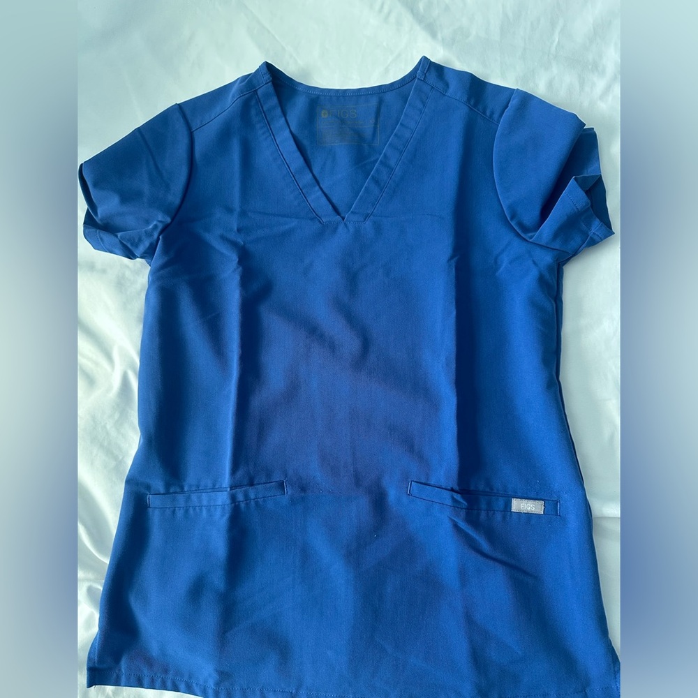 Figs Casma Scrub top size XS in Denim blue